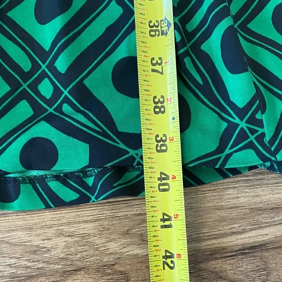 Diane Von Furstenberg vintage style silk jersey wrap midi dress. Size 10 - Picture 7 of 7